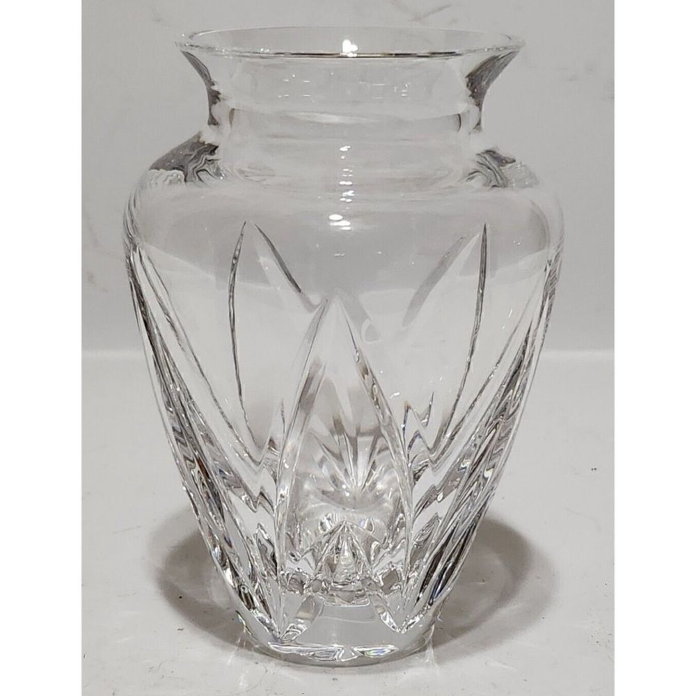 Attendants Collection
by WATERFORD CRYSTAL Mini 4” Flower Vase - Picture 2 of 3